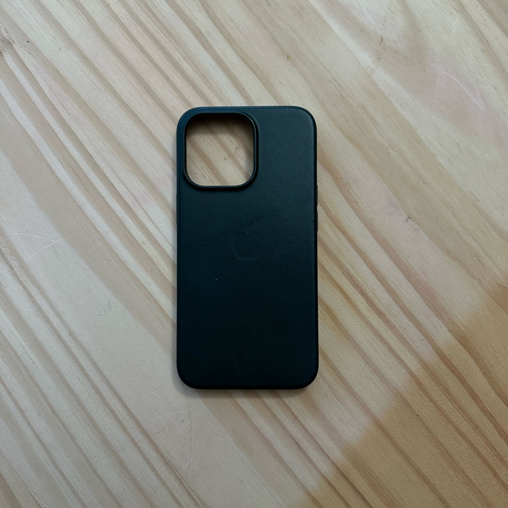 iPhone 13 pro green leather apple case